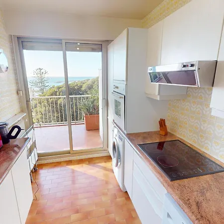 3p Calme Climatise Avec Terrasse, Vue Et Parking - Fr-1-196-373 Apartament
